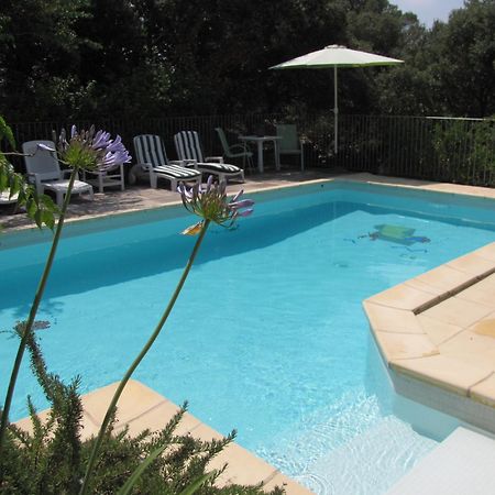 Domaine Du Bois Gite Bleuette Galargues Kültér fotó