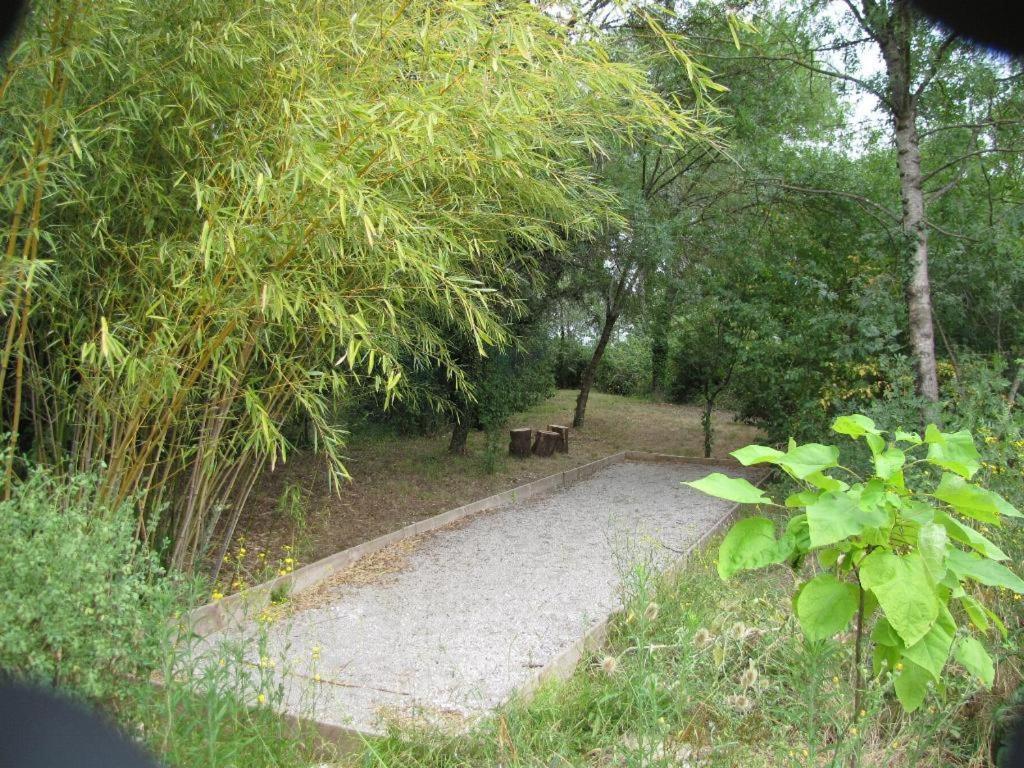 Domaine Du Bois Gite Bleuette Galargues Kültér fotó
